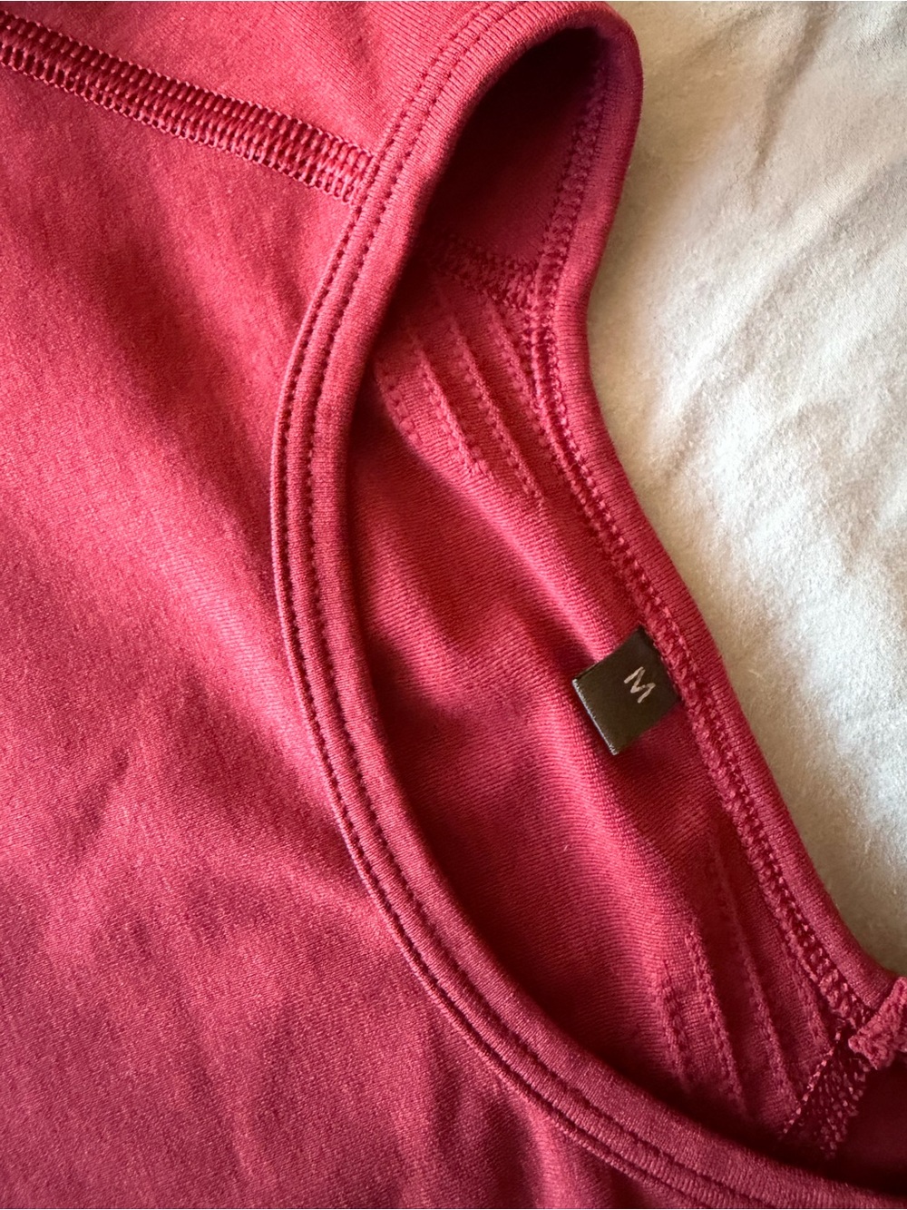 Alphalete Women's Workout Top - Picture 3 of 5